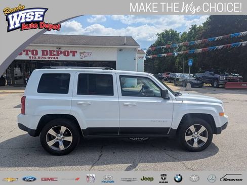 Used 2017 Jeep Patriot High Altitude AWD/4WD image 2