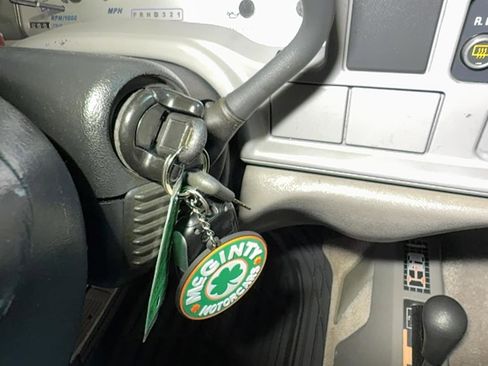 Used 1995 GMC Yukon SLE image 54