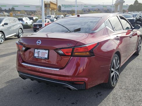 Used 2022 Nissan Altima 2.5 SR image 3