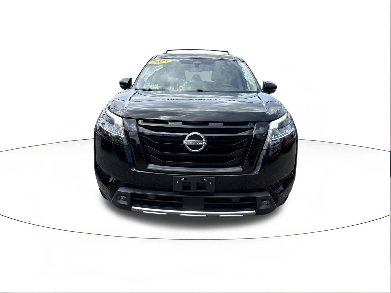 Used 2023 Nissan Pathfinder SL FWD image 8