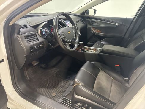 Used 2014 Chevrolet Impala LT w/ Premium Seating Package image 25