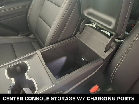 Used 2024 GMC Acadia Elevation w/ Luxury Package image 27