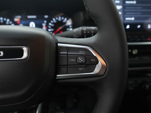 Used 2023 Jeep Compass Altitude w/ Convenience Group image 27