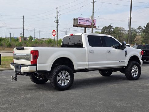Used 2017 Ford F350 Platinum w/ Platinum Ultimate Package image 9