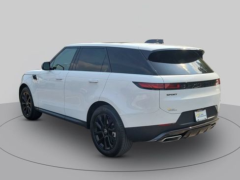 Used 2025 Land Rover Range Rover Sport SE AWD/4WD image 5