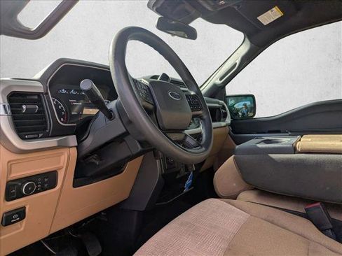 Used 2021 Ford F150 XLT image 8