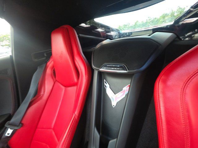 Used 2020 Chevrolet Corvette Stingray Coupe w/ 1LT RWD image 23