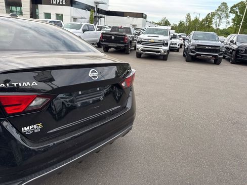 Used 2019 Nissan Altima 2.5 SR FWD image 28