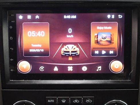 Used 2013 Chevrolet Silverado 2500 LTZ w/ LTZ Plus Package image 29