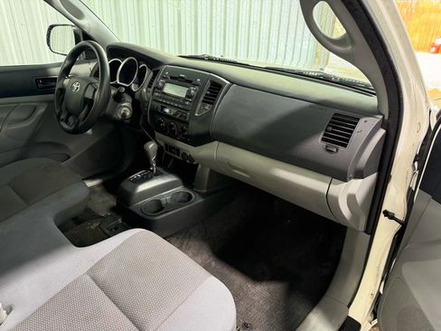 Used 2012 Toyota Tacoma 2WD Regular Cab image 19
