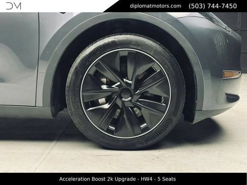 Used 2023 Tesla Model Y Long Range AWD/4WD image 38