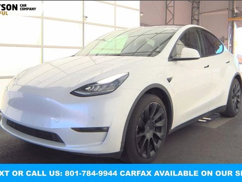 Used 2021 Tesla Model Y Long Range image 1
