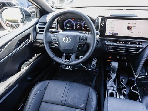 Used 2026 Toyota Camry XSE FWD image 14