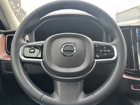 Certified 2023 Volvo XC60 T8 Plus w/ Protection Package Premier image 24