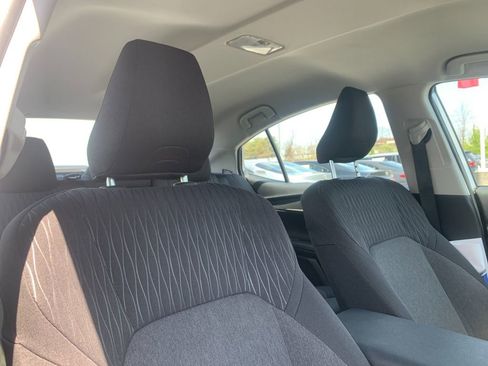 Used 2025 Toyota Camry LE FWD image 19