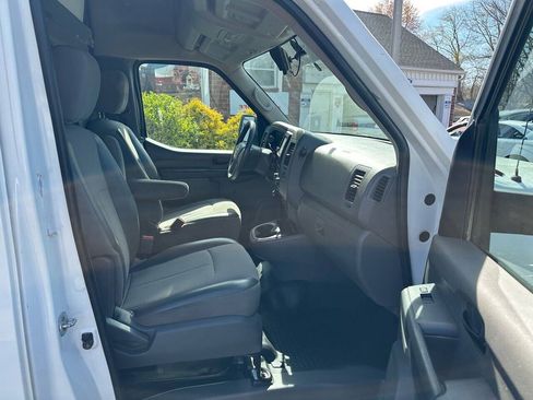 Used 2020 Nissan NV 2500 S RWD image 24