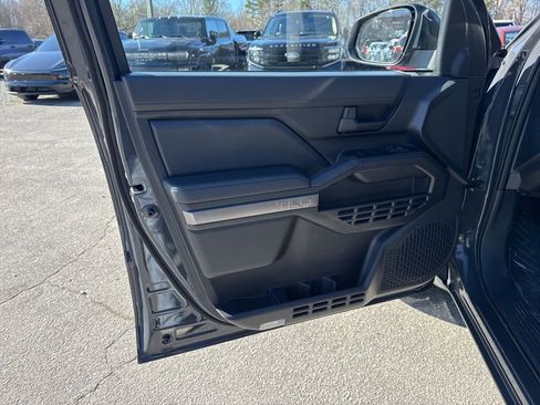 Used 2025 Toyota 4Runner TRD Sport image 25