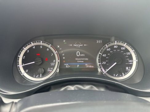 Used 2023 Toyota Highlander LE image 15