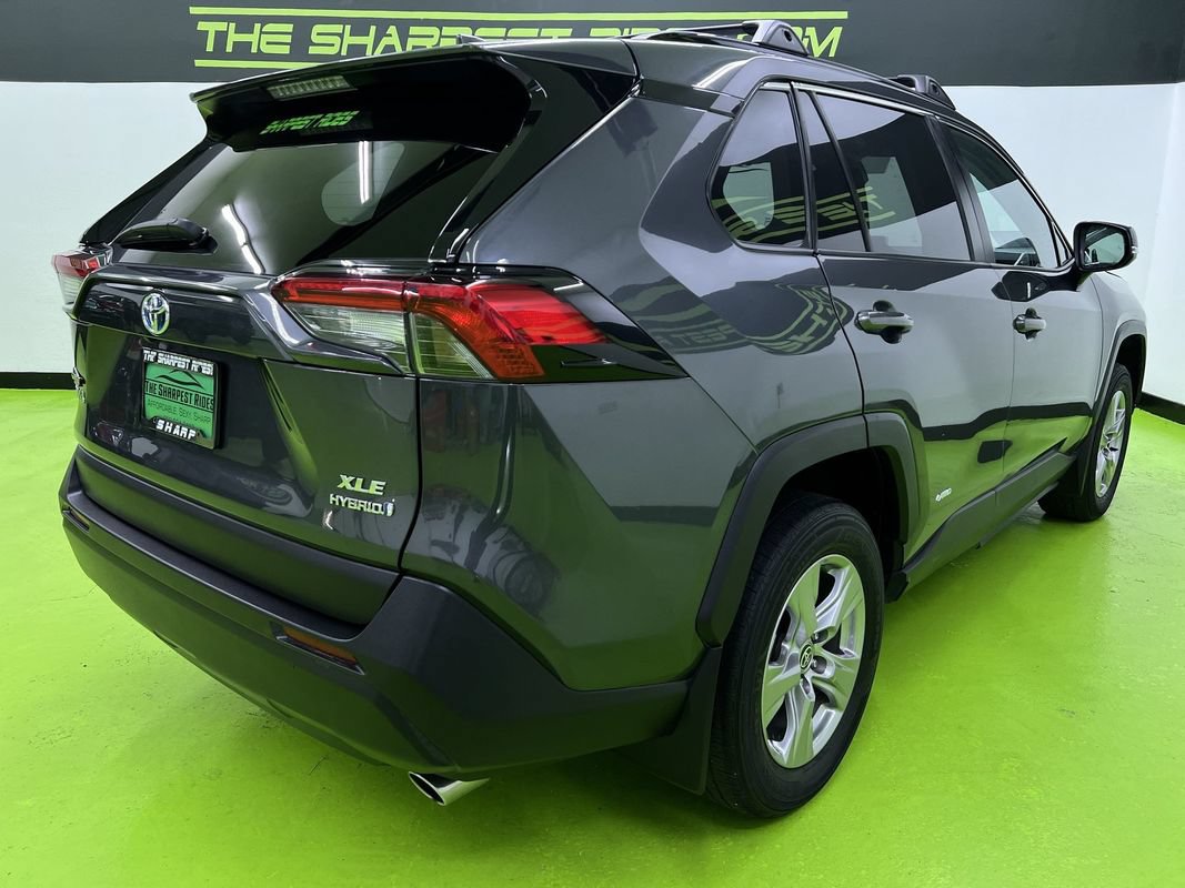 Used 2024 Toyota RAV4 XLE AWD/4WD image 10