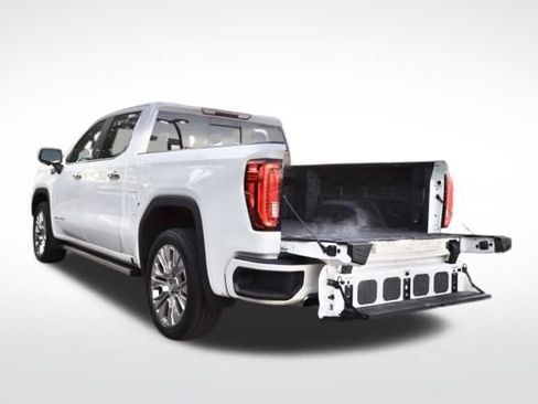 Used 2021 GMC Sierra 1500 Denali w/ Denali Premium Package image 9