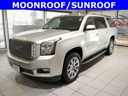 Used 2017 GMC Yukon XL Denali w/ Open Road Package image 4