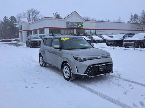 Certified 2023 Kia Soul LX w/ LX Technology Package image 29
