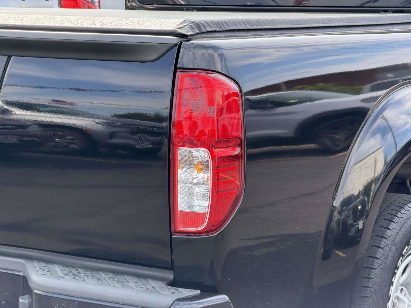 Used 2017 Nissan Frontier S RWD image 12