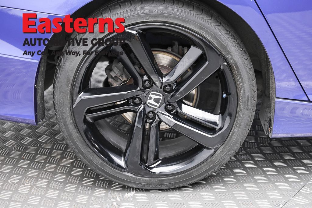Used 2018 Honda Accord Sport image 27