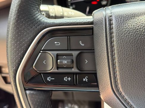 Used 2022 Toyota Tundra Limited w/ Power Package RWD image 25