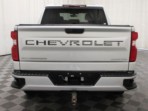 Used 2021 Chevrolet Silverado 1500 Custom AWD/4WD image 28