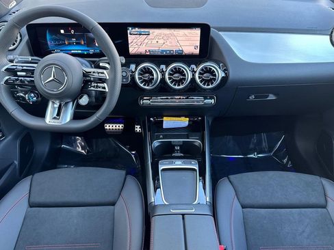 New 2026 Mercedes-Benz GLA 35 AMG 4MATIC image 15