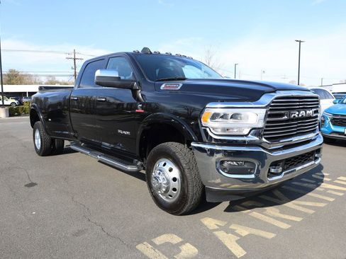 Used 2022 RAM 3500 Laramie image 7