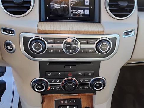 Used 2016 Land Rover LR4 HSE image 12