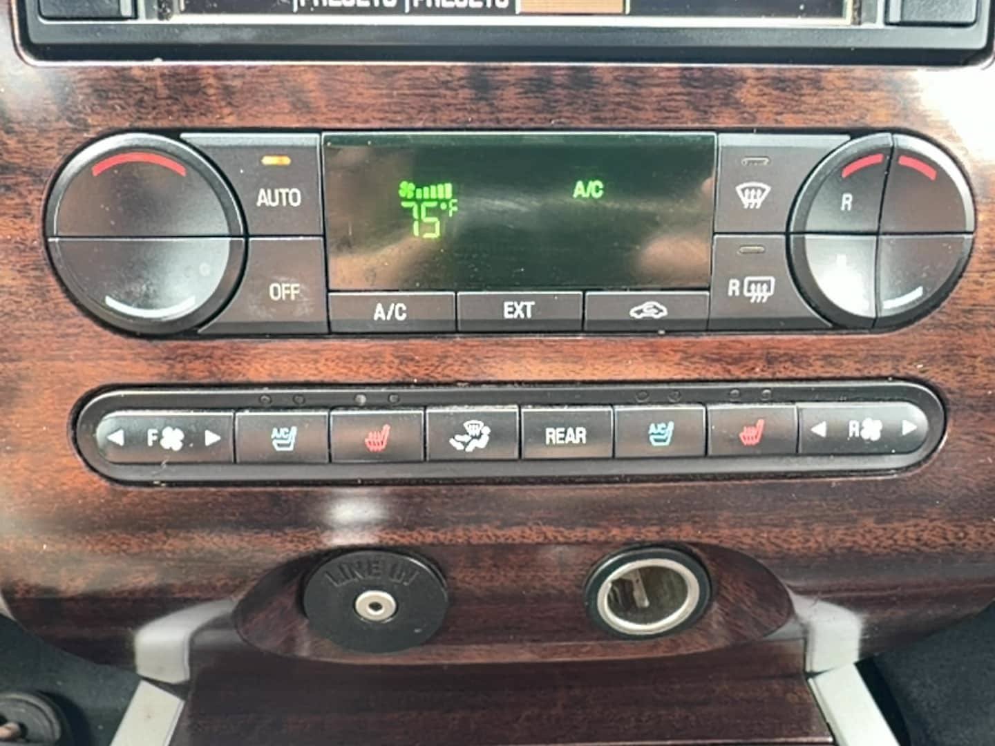 Used 2007 Ford Expedition EL Limited AWD/4WD image 15