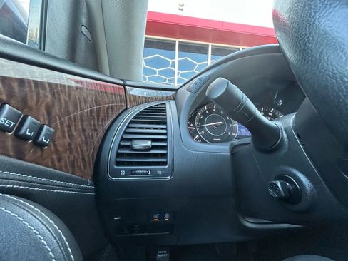 Used 2019 Nissan Armada SL w/ Premium Package image 11