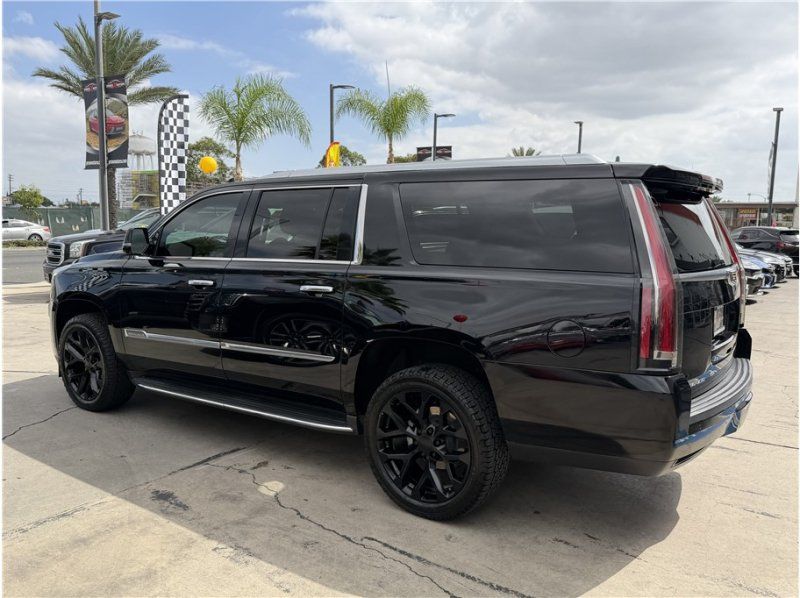 Used 2016 Cadillac Escalade ESV Luxury AWD/4WD image 60