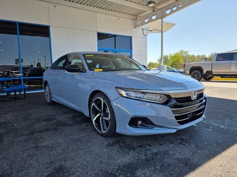 Used 2022 Honda Accord Sport image 4