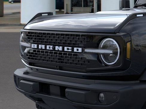 New 2025 Ford Bronco Outer Banks image 19