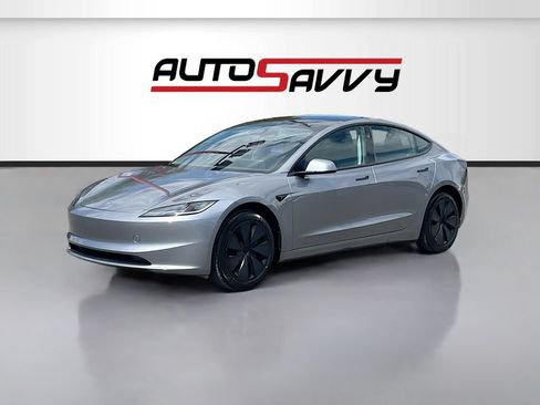 Used 2025 Tesla Model 3 Long Range RWD image 3