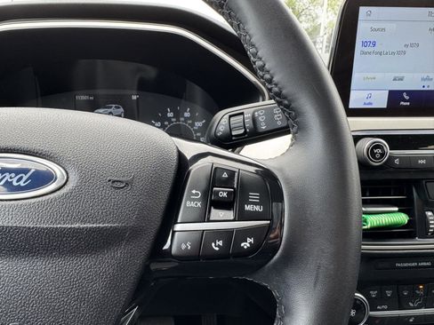 Used 2021 Ford Escape SE w/ Cold Weather Package FWD image 21