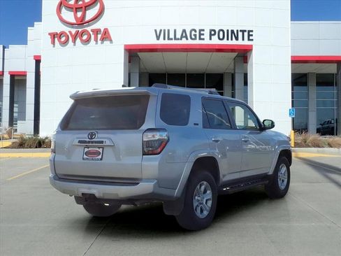 Certified 2023 Toyota 4Runner SR5 Premium image 6