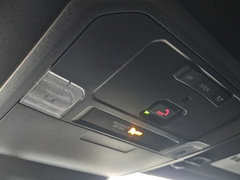 Used 2024 Toyota Tacoma TRD Sport image 15