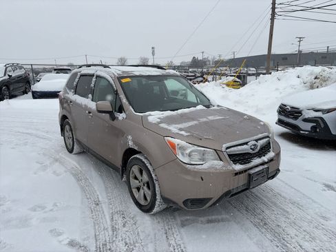 Used 2015 Subaru Forester 2.5i Premium image 4