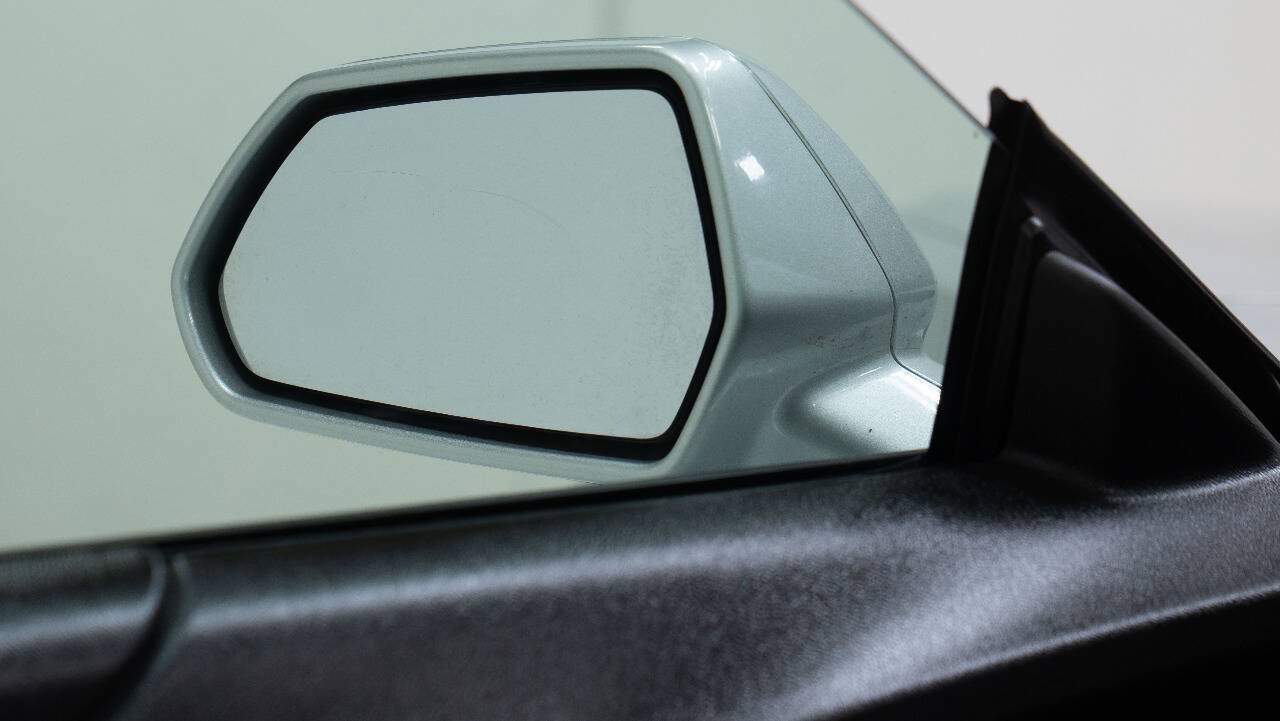 Used 2017 Chevrolet Camaro SS RWD image 13