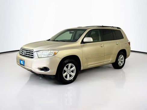 Used 2010 Toyota Highlander 4WD image 3