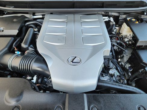 Used 2023 Lexus GX 460 Premium image 36