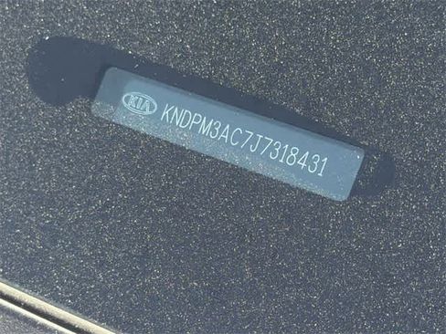 Used 2018 Kia Sportage LX image 27