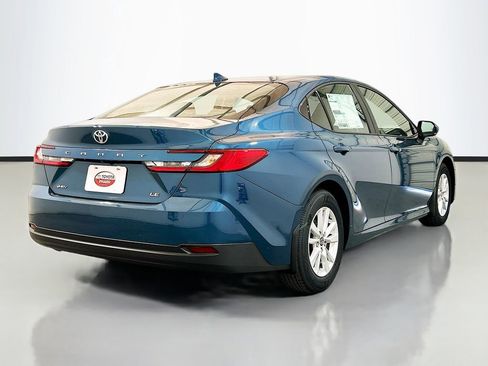 New 2026 Toyota Camry LE w/ Convenience Package FWD image 4