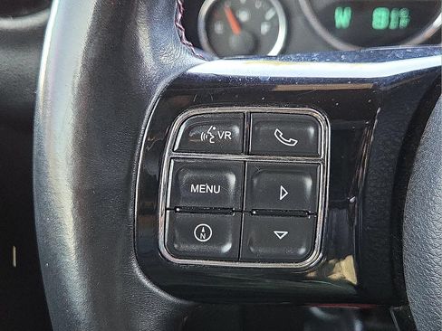 Used 2012 Jeep Wrangler Unlimited Sahara AWD/4WD image 18