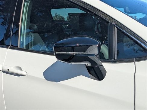 New 2026 Chrysler Pacifica Select image 12